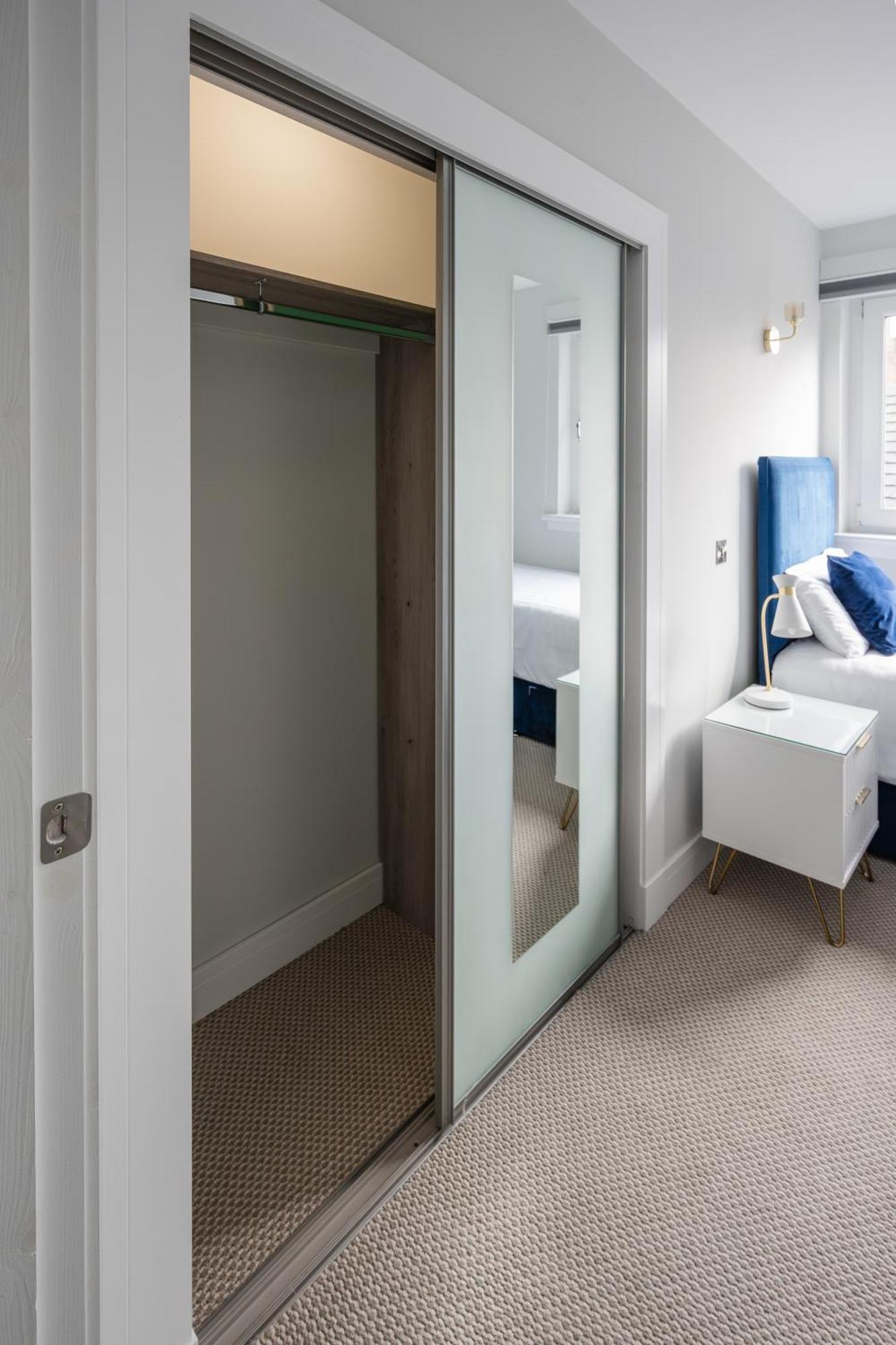 Quiet 2 Bedroom Gem In Stirling 앨런다리 외부 사진